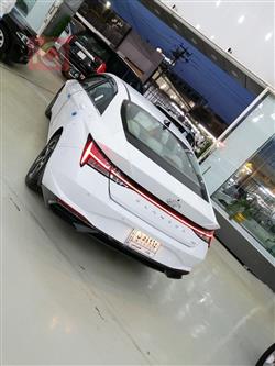 هیوندای ئەلەنترا